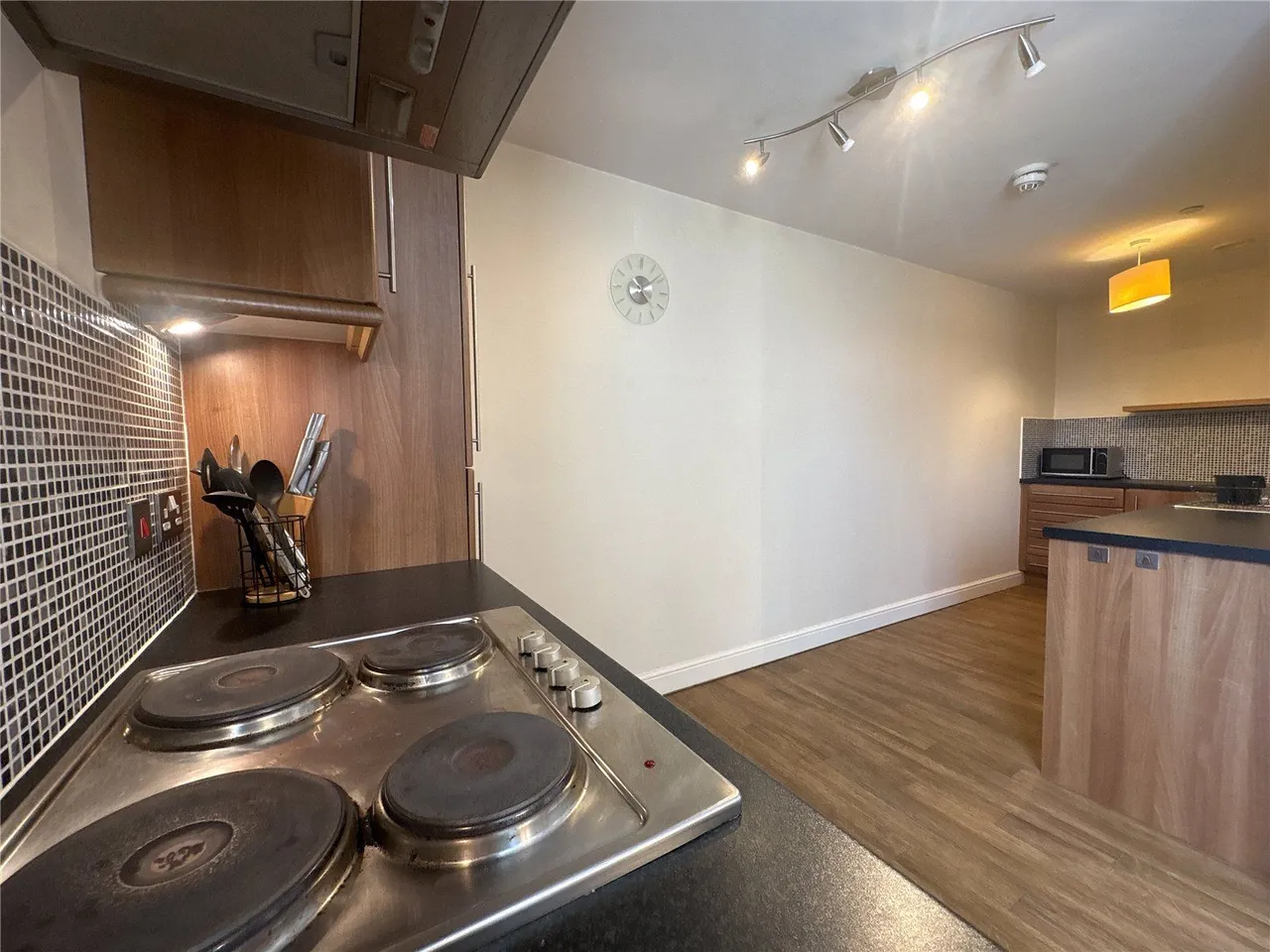 Glossop Brook Road, Glossop, SK13, photo 2