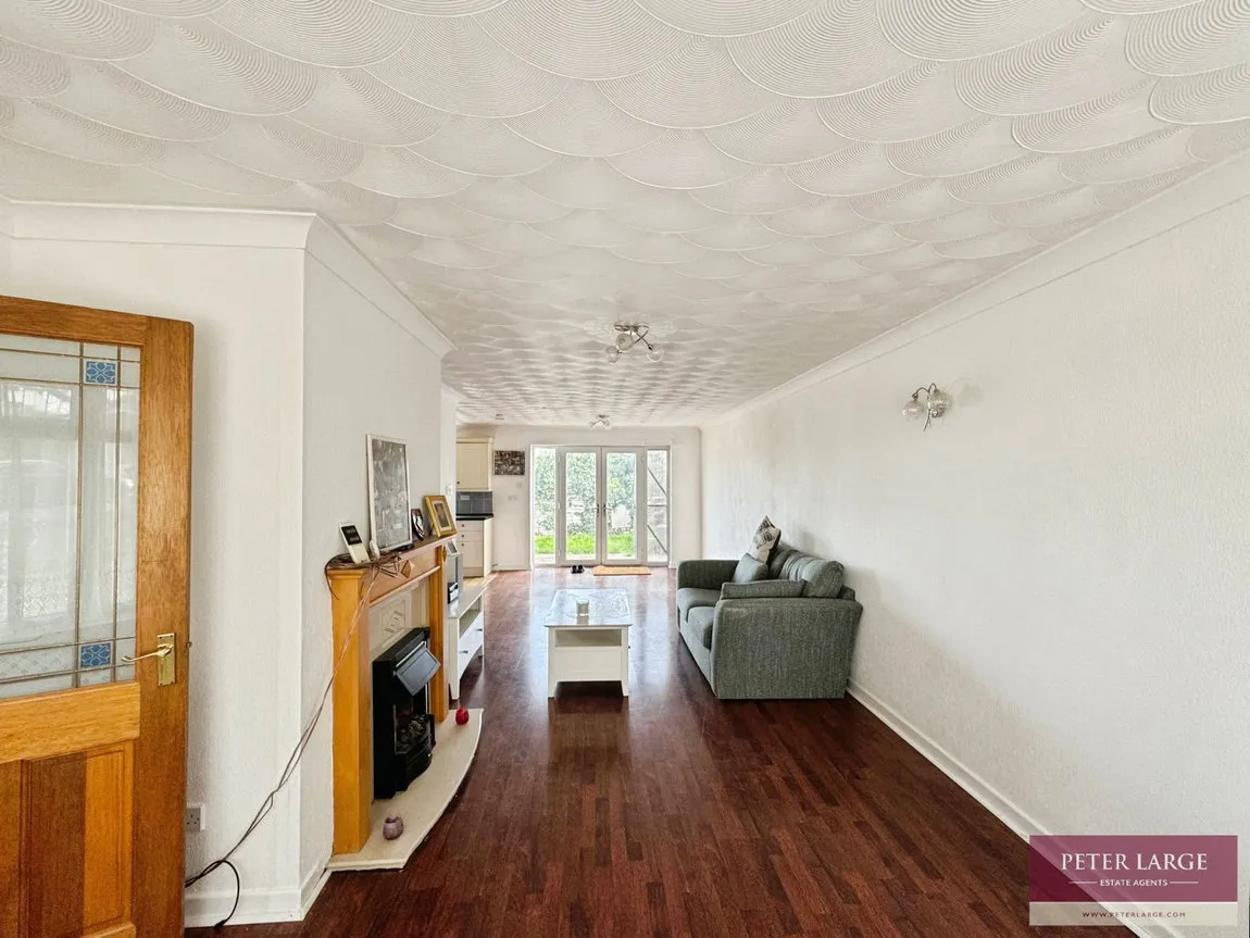 Ffordd Onnen, Prestatyn, LL19, photo 5
