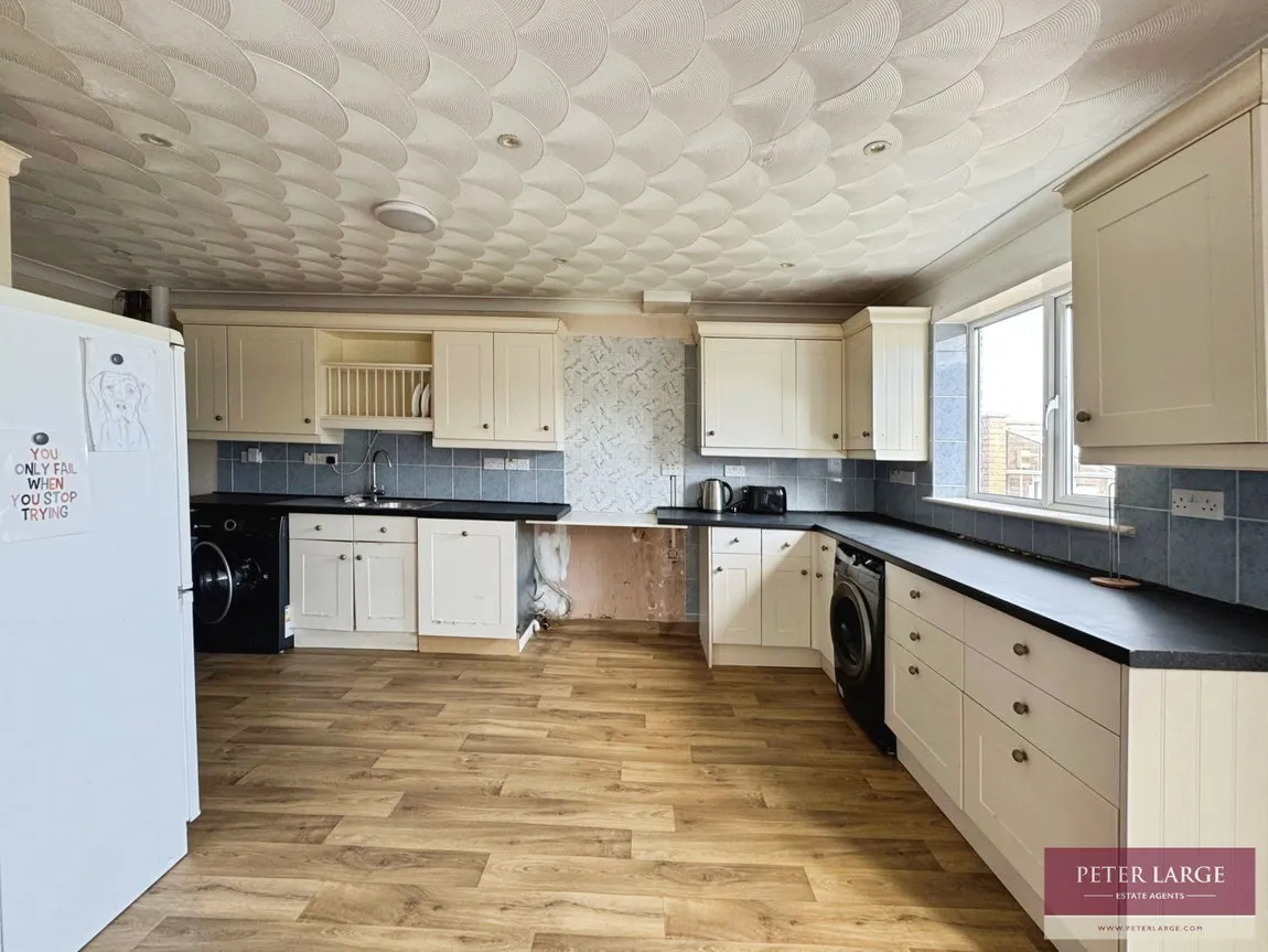 Ffordd Onnen, Prestatyn, LL19, photo 8