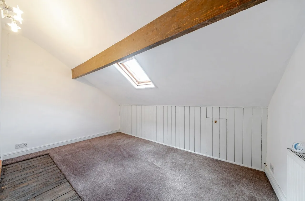 Croft Street, Farsley, LS28, photo 16