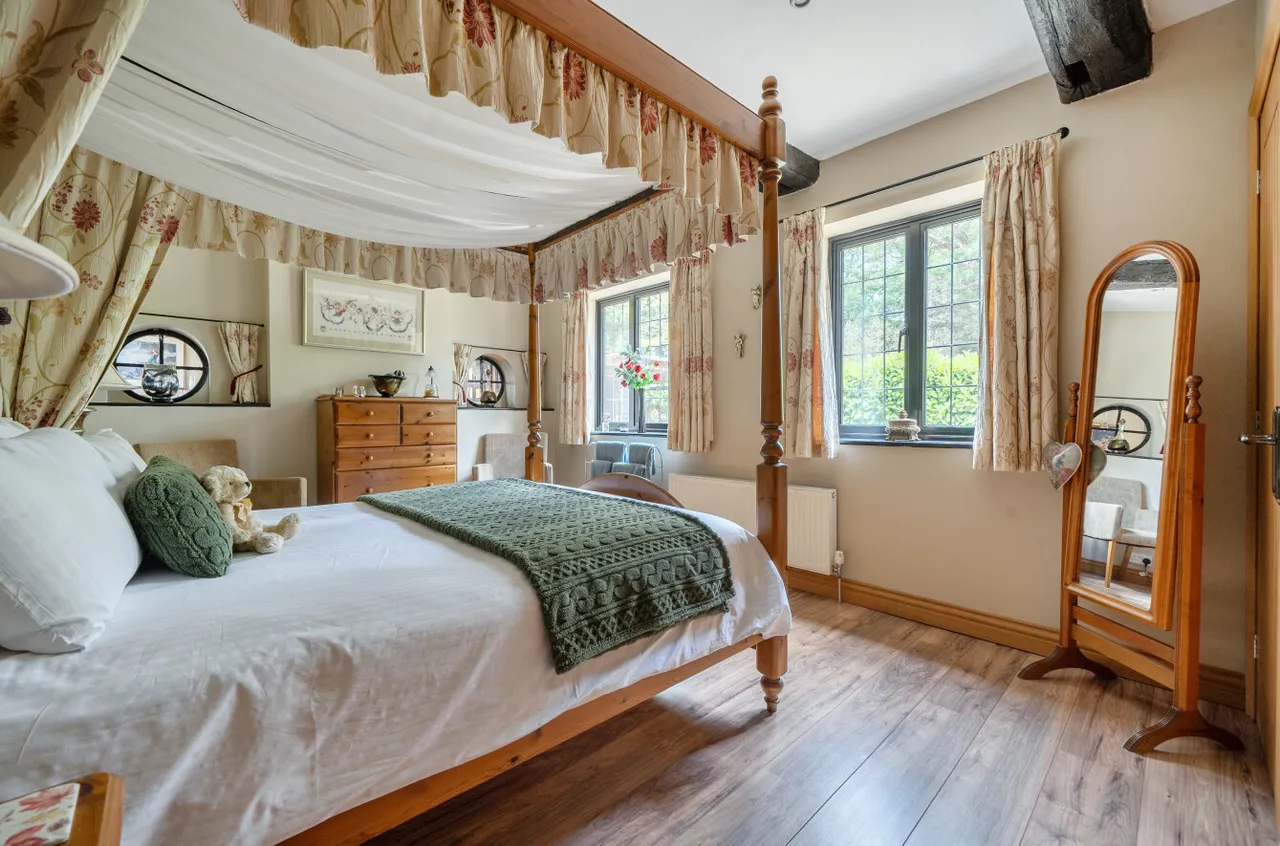 Heathlands Road, Wokingham, Berkshire, RG40 3AH, photo 16