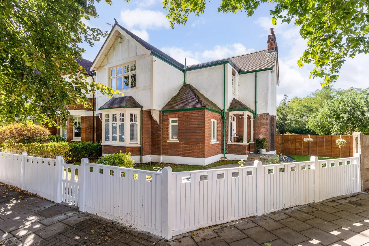 3 bed house for sale, Wilmington Avenue, London, W4