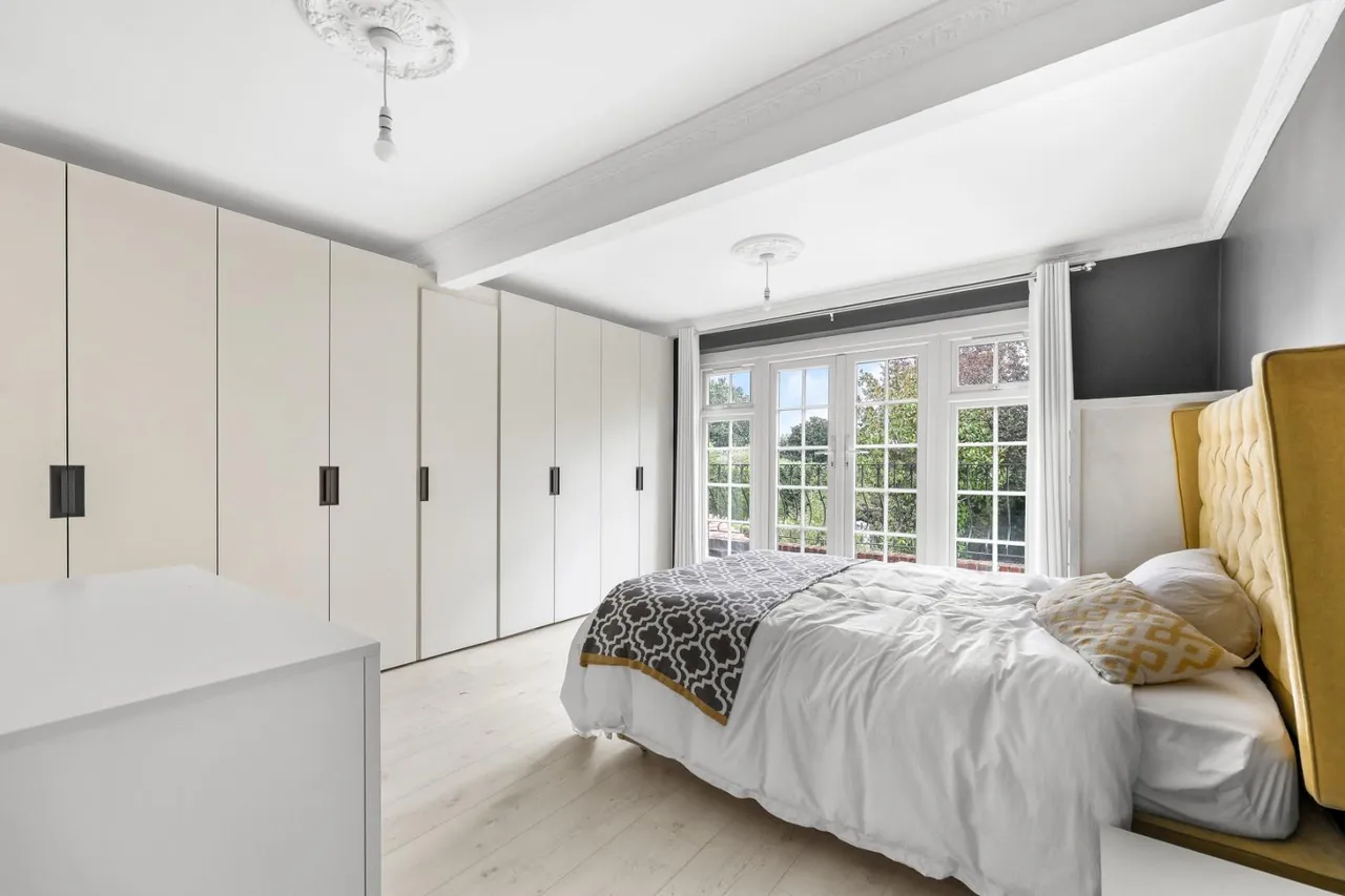 Forest Edge, Buckhurst Hill, IG9 5AE, photo 7