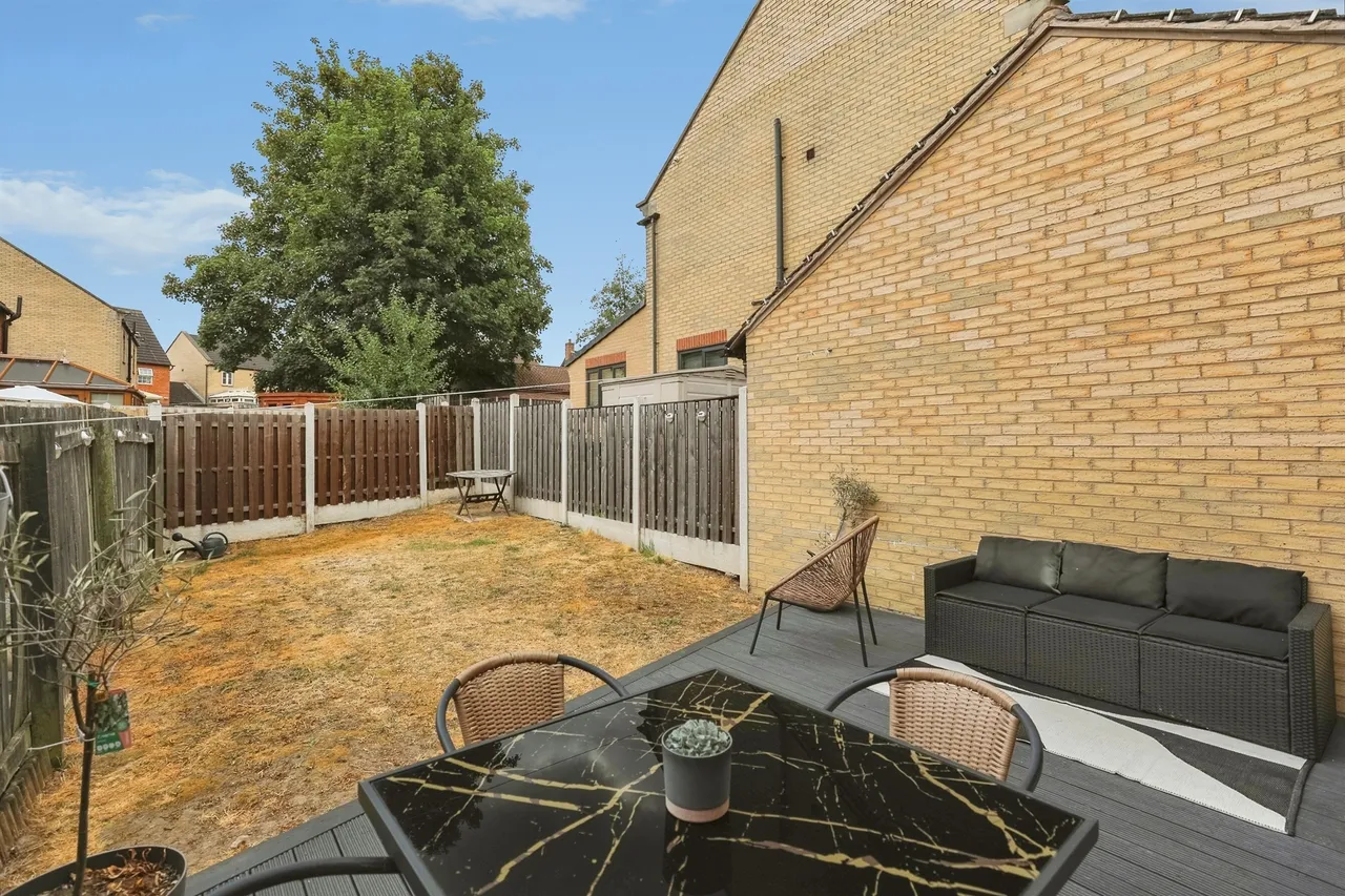 Park Crescent, Bolton-Upon-Dearne, S63, photo 16