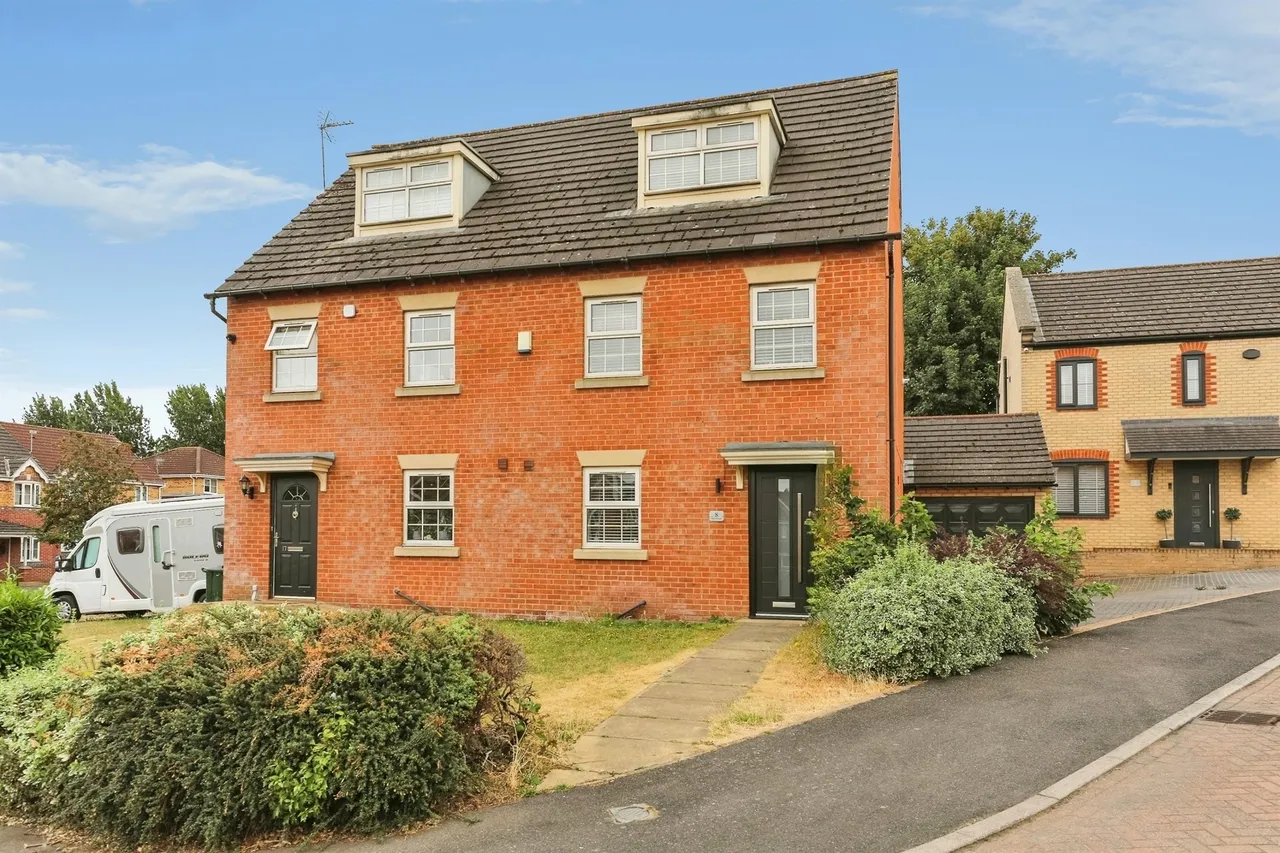 Park Crescent, Bolton-Upon-Dearne, S63, photo 21