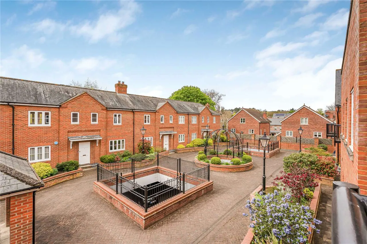 Malthouse Way, Marlow, SL7, photo 15