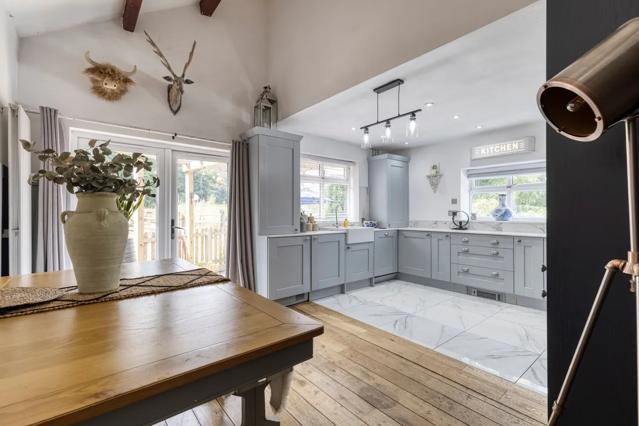 Oakmere Barns Farm Road, Northwich, photo 8