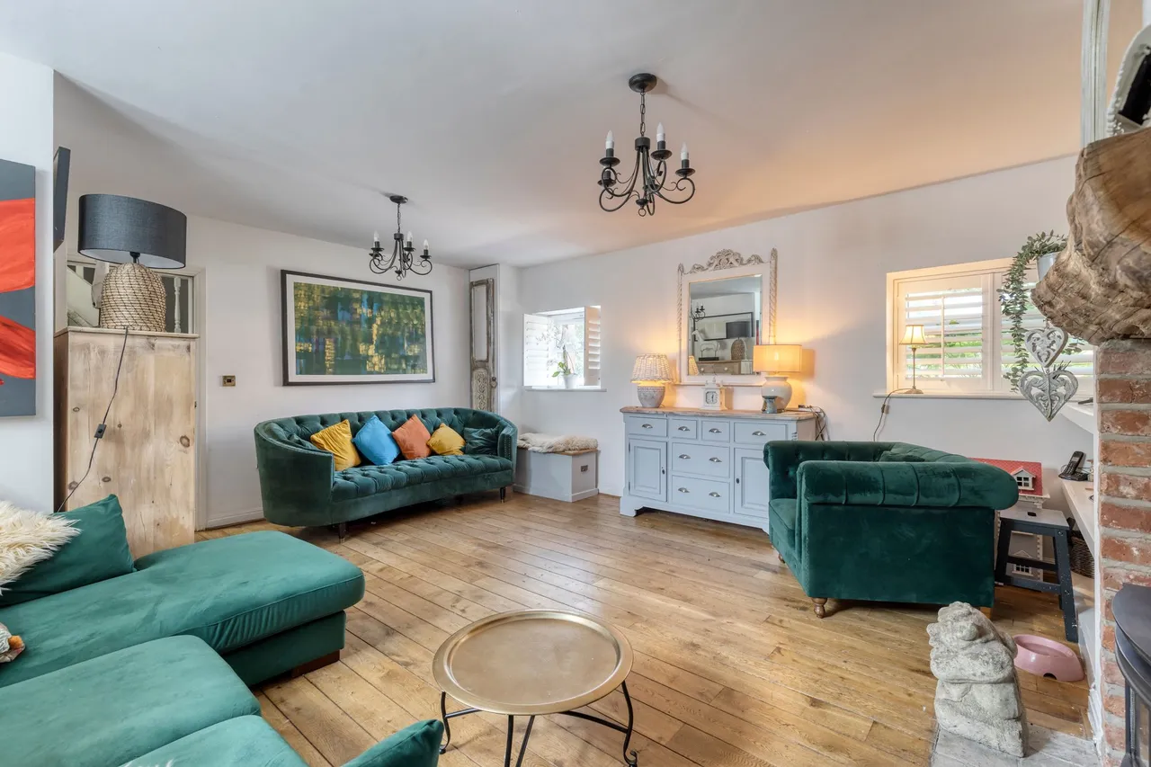 Oakmere Barns Farm Road, Northwich, photo 6