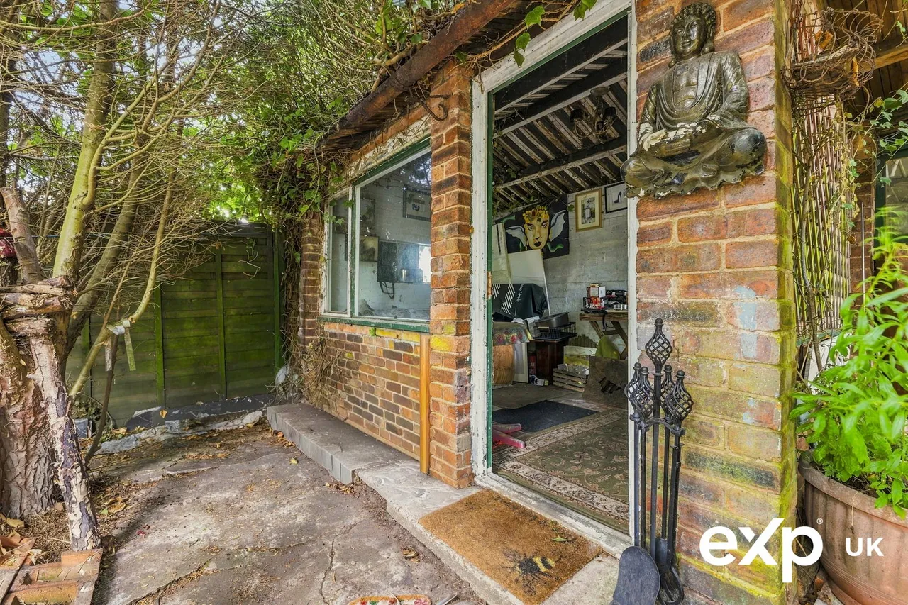 Wellow Road, Ollerton, NG22, photo 35