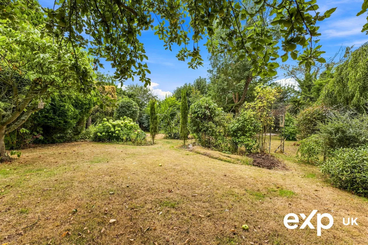 Wellow Road, Ollerton, NG22, photo 36