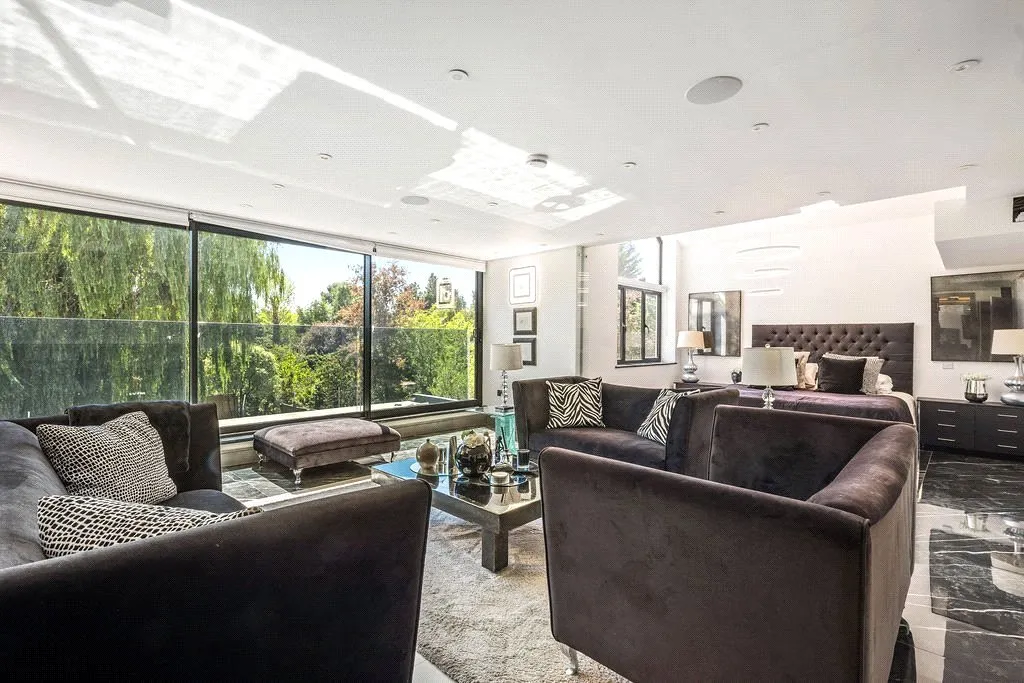 Waggon Road, Barnet, EN4 0HL, photo 13