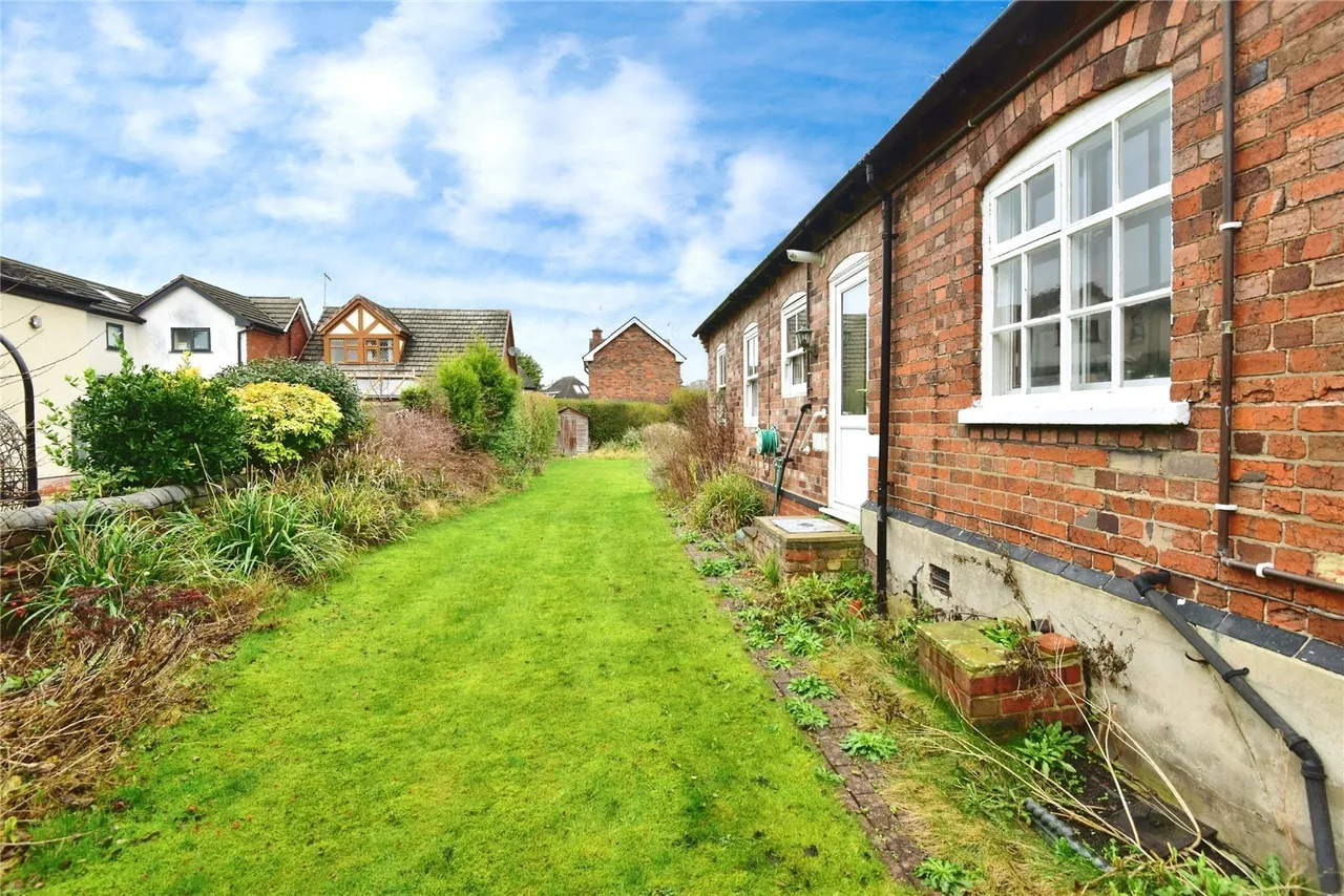 Crewe Road, Alsager, Stoke-on-Trent, Cheshire, ST7, photo 26