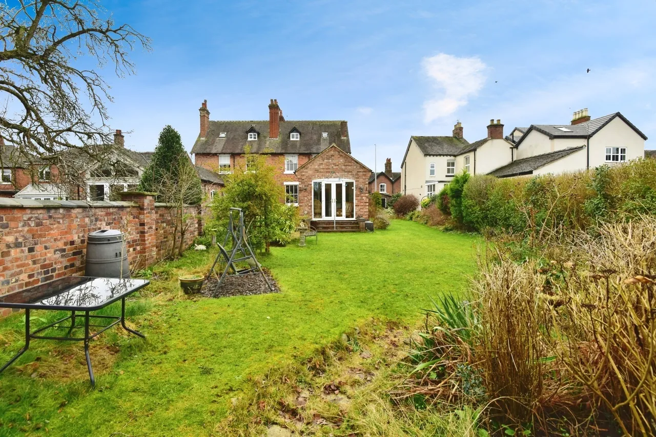 Crewe Road, Alsager, Stoke-on-Trent, Cheshire, ST7, photo 28