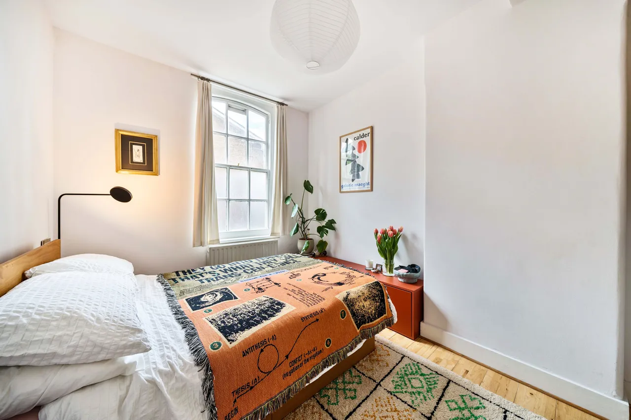 Flat 1 Block O, Peabody Estate, Camberwell Green, London, photo 9