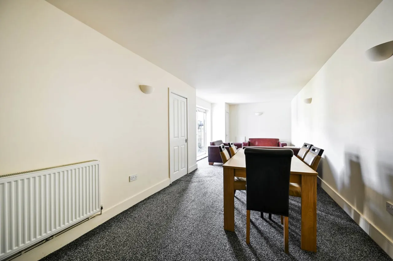 Robinson Road London, Collierswood, SW17 9DJ, photo 6