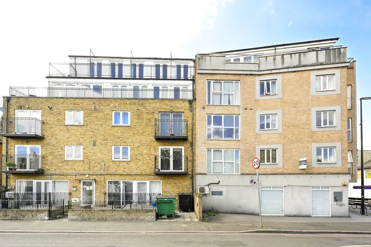 Robinson Road London, Collierswood, SW17 9DJ, photo 14