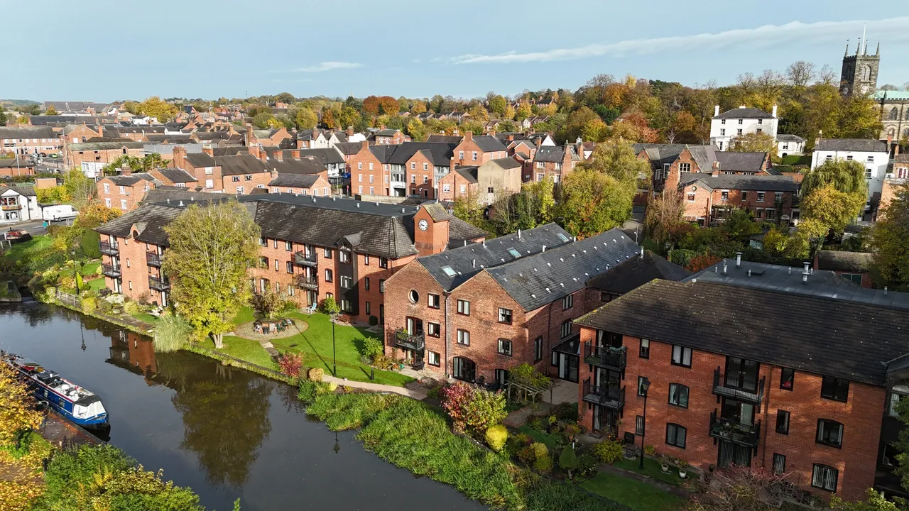 1 bed flat for sale, The Moorings Stafford Street, Stone, ST15