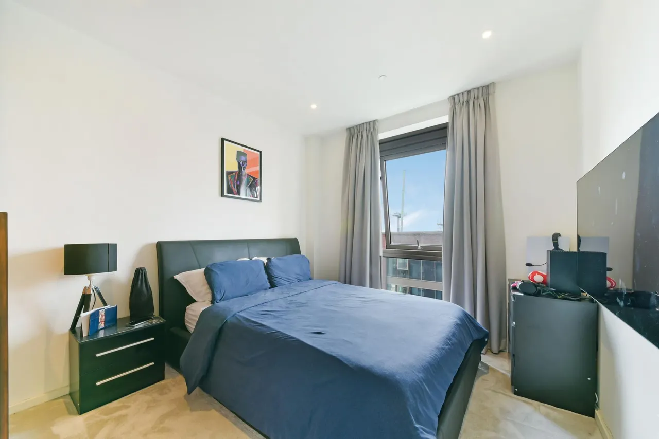 New Union Square, SW11, photo 9