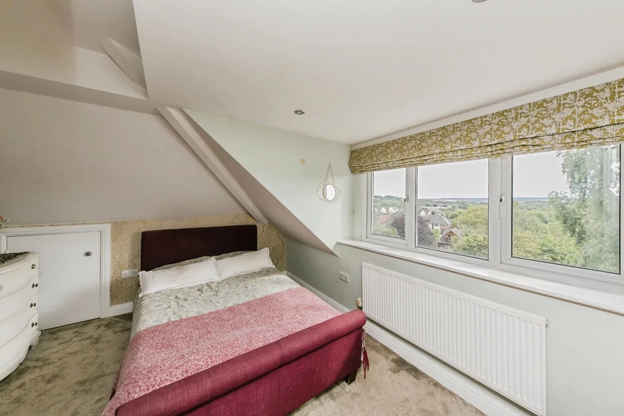 Lincoln Avenue, Newcastle, ST5, photo 19