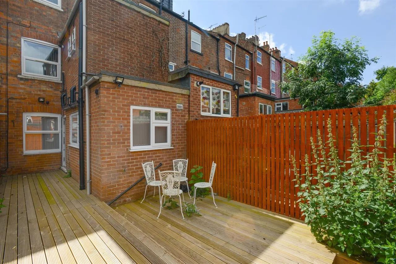 Cromwell Street, Nottingham, NG7, photo 19