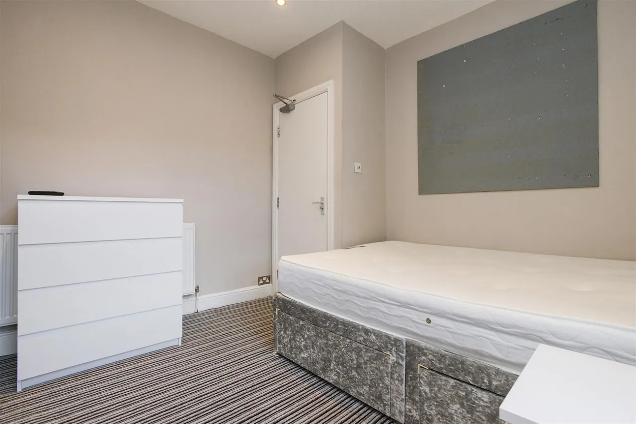 Cromwell Street, Nottingham, NG7, photo 7