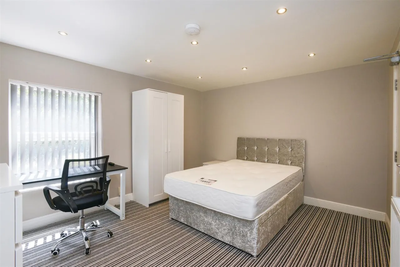 Cromwell Street, Nottingham, NG7, photo 14
