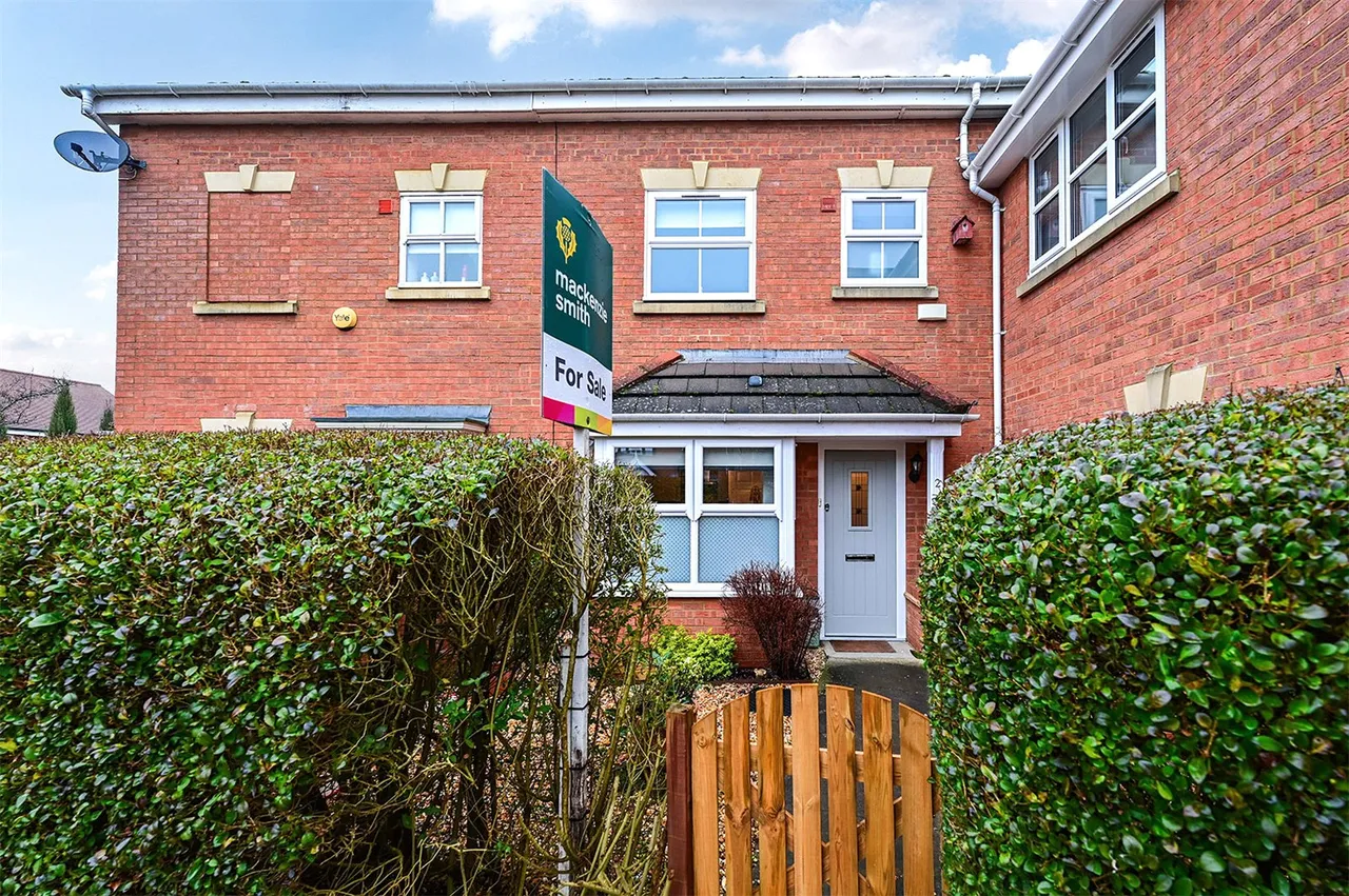 4 bed house for sale — Dean Close, Ash, Guildford, Surrey, GU12 6BU