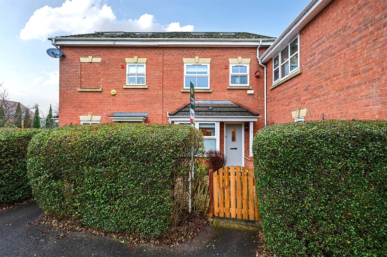 Dean Close, Ash, Guildford, Surrey, GU12 6BU, photo 15