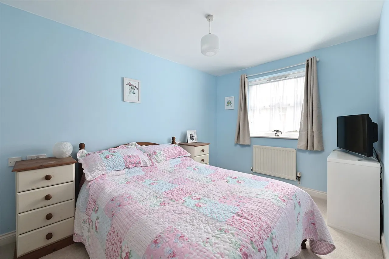 Dean Close, Ash, Guildford, Surrey, GU12 6BU, photo 10