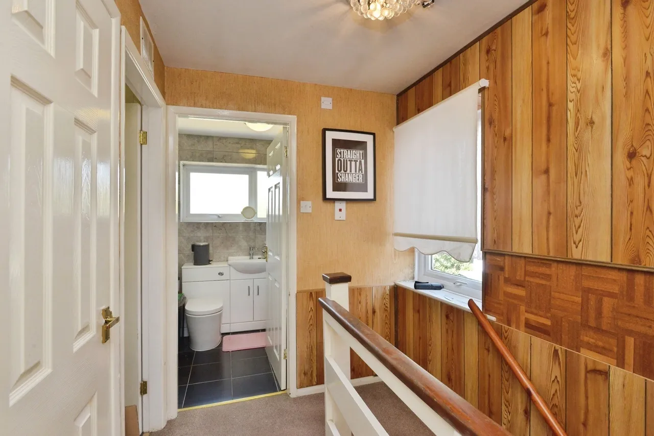 Elm Drive, Deanshanger, Buckinghamshire, MK19, photo 7