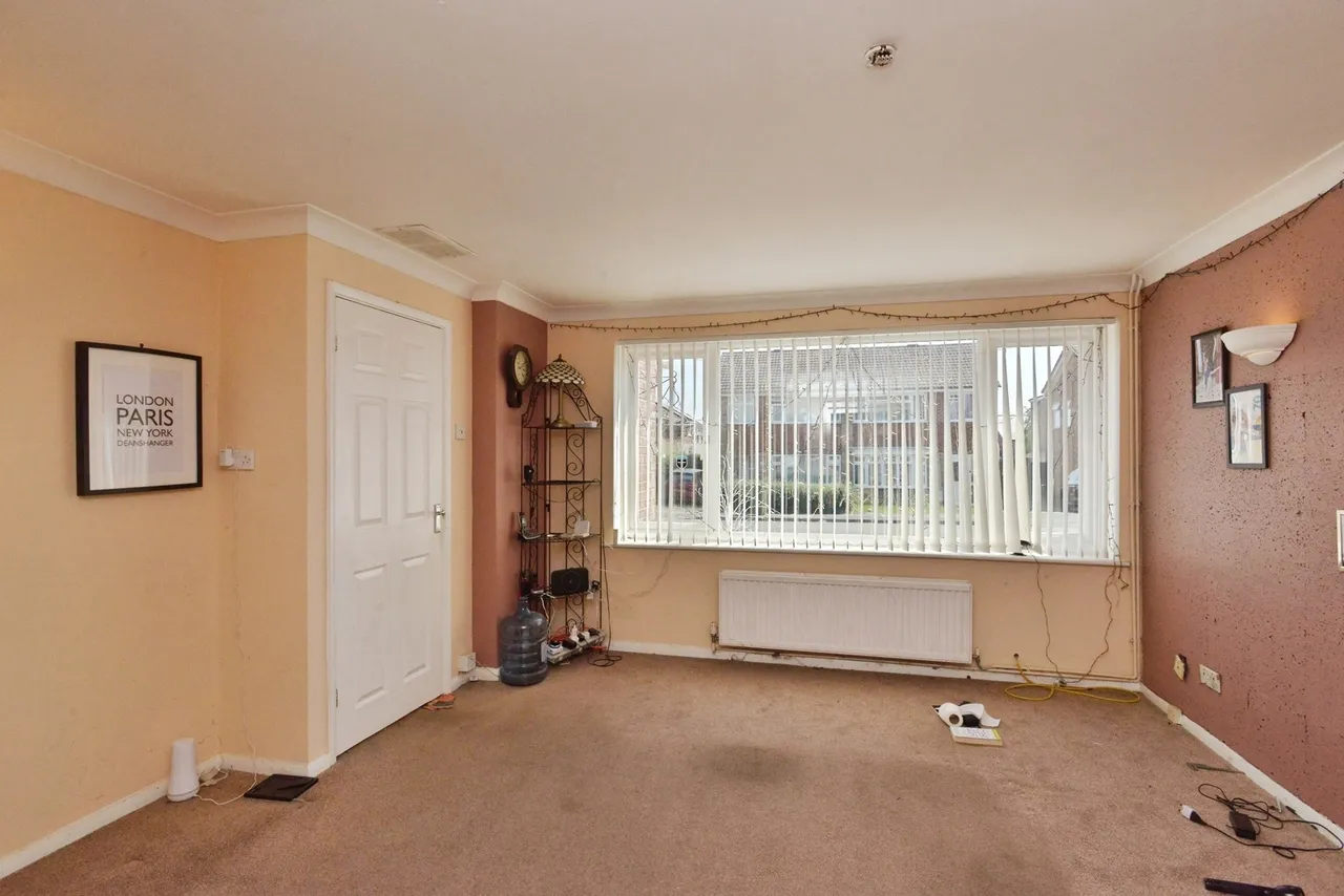 Elm Drive, Deanshanger, Buckinghamshire, MK19, photo 3