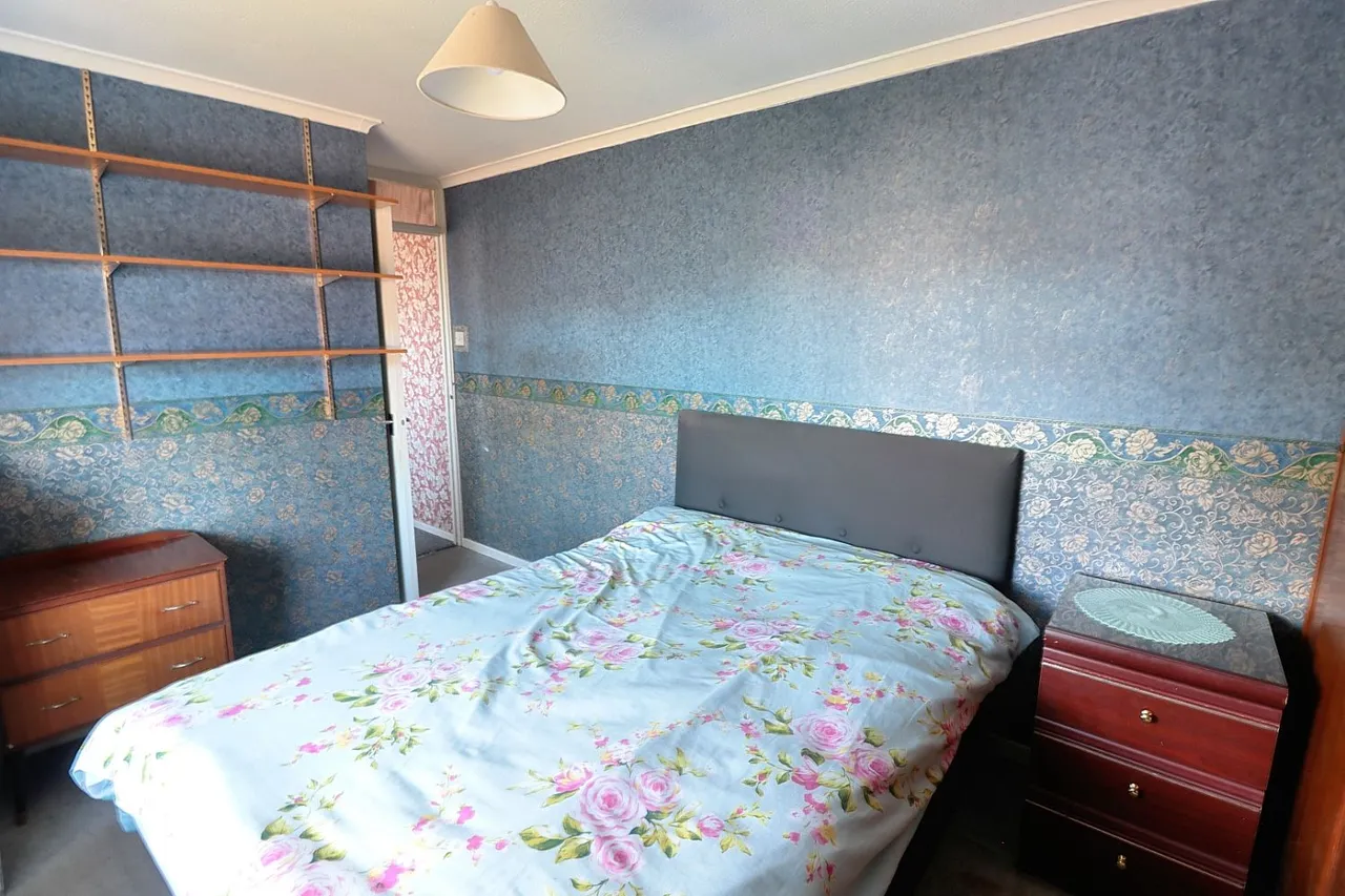 Milton Close, PE29, photo 11