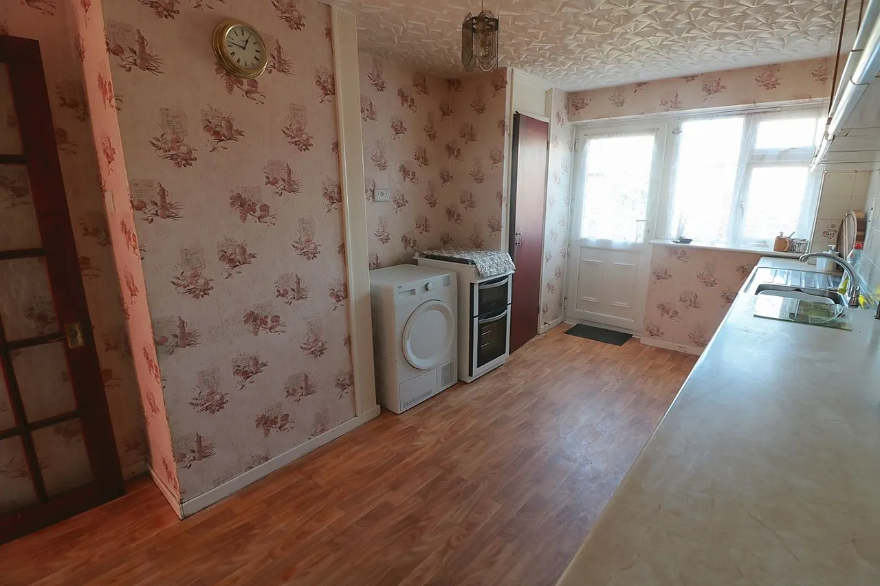 Milton Close, PE29, photo 15