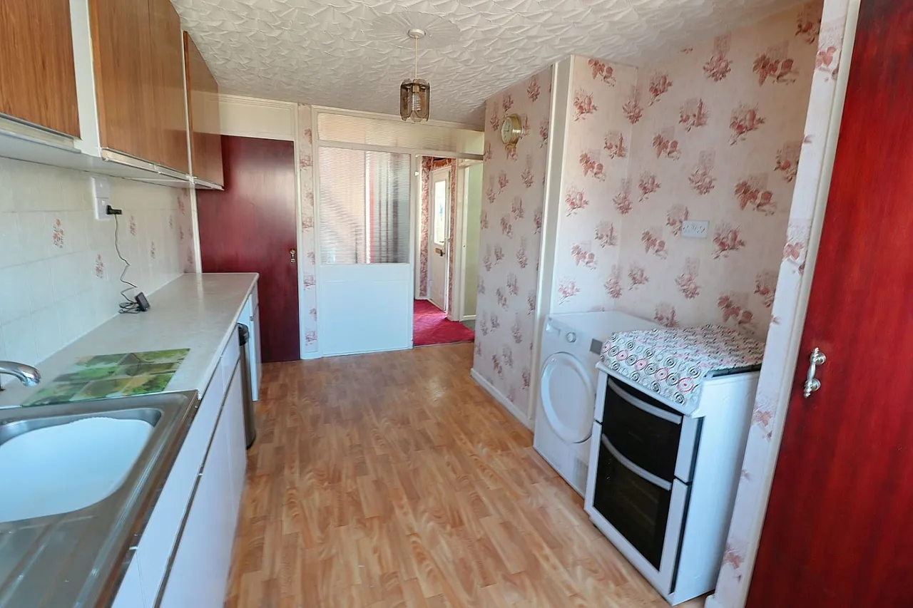 Milton Close, PE29, photo 10