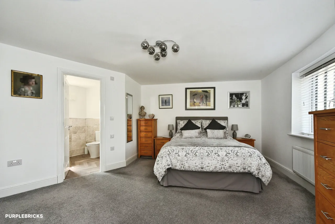 Blackford Drive, Calne, SN11, photo 11