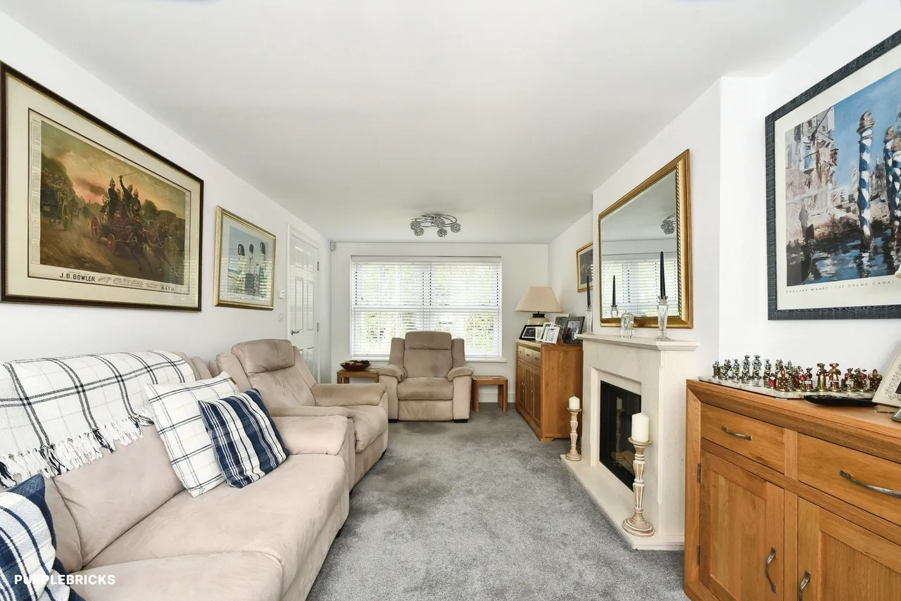 Blackford Drive, Calne, SN11, photo 8