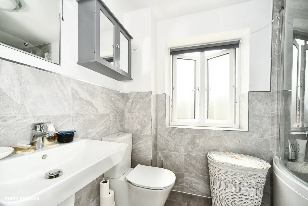 Blackford Drive, Calne, SN11, photo 19
