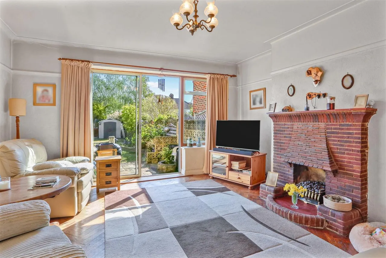 Park Road, Cheam Village, SM3 8PY, photo 6
