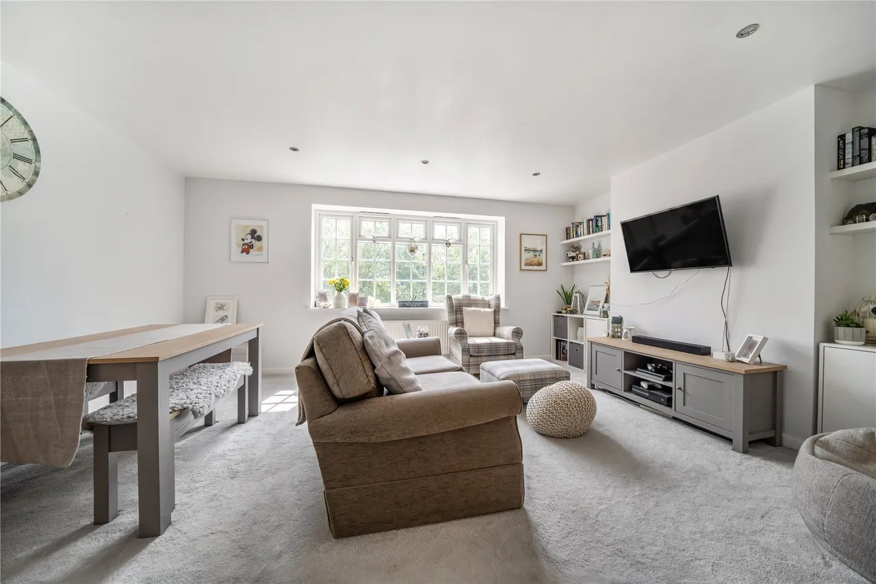Tweedy Road, Bromley, BR1, photo 16