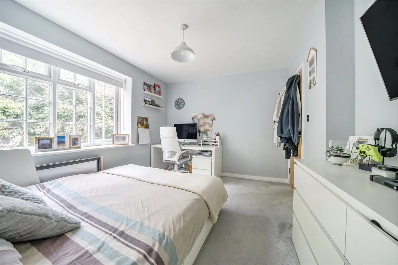 Tweedy Road, Bromley, BR1, photo 12