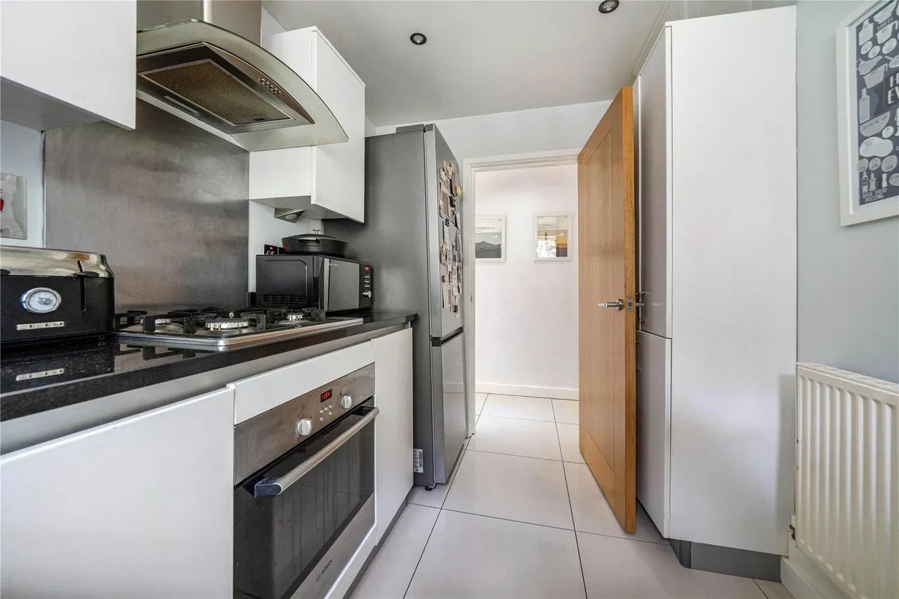 Tweedy Road, Bromley, BR1, photo 15
