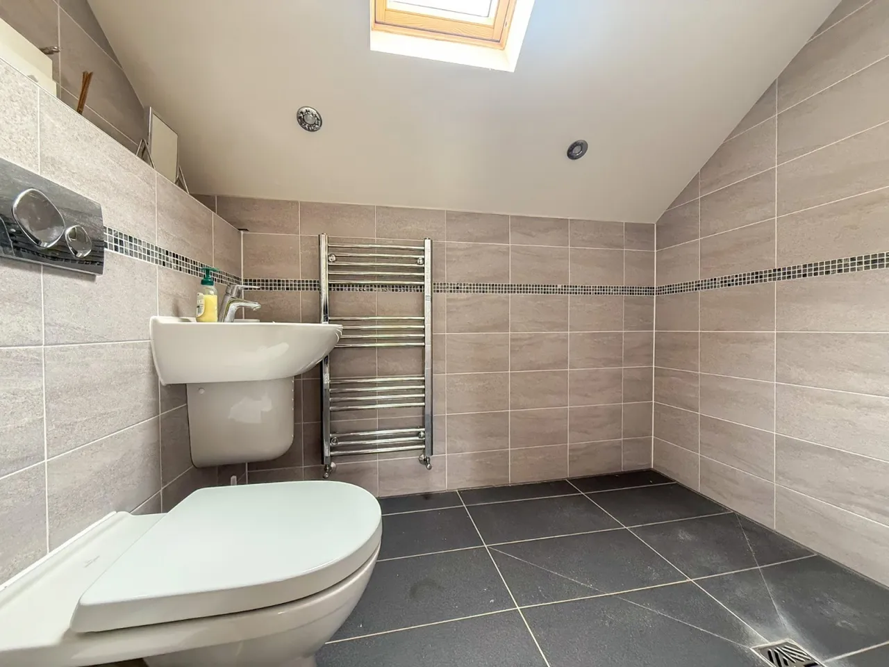 Friendship Terrace, Nailsea, BS48, photo 13