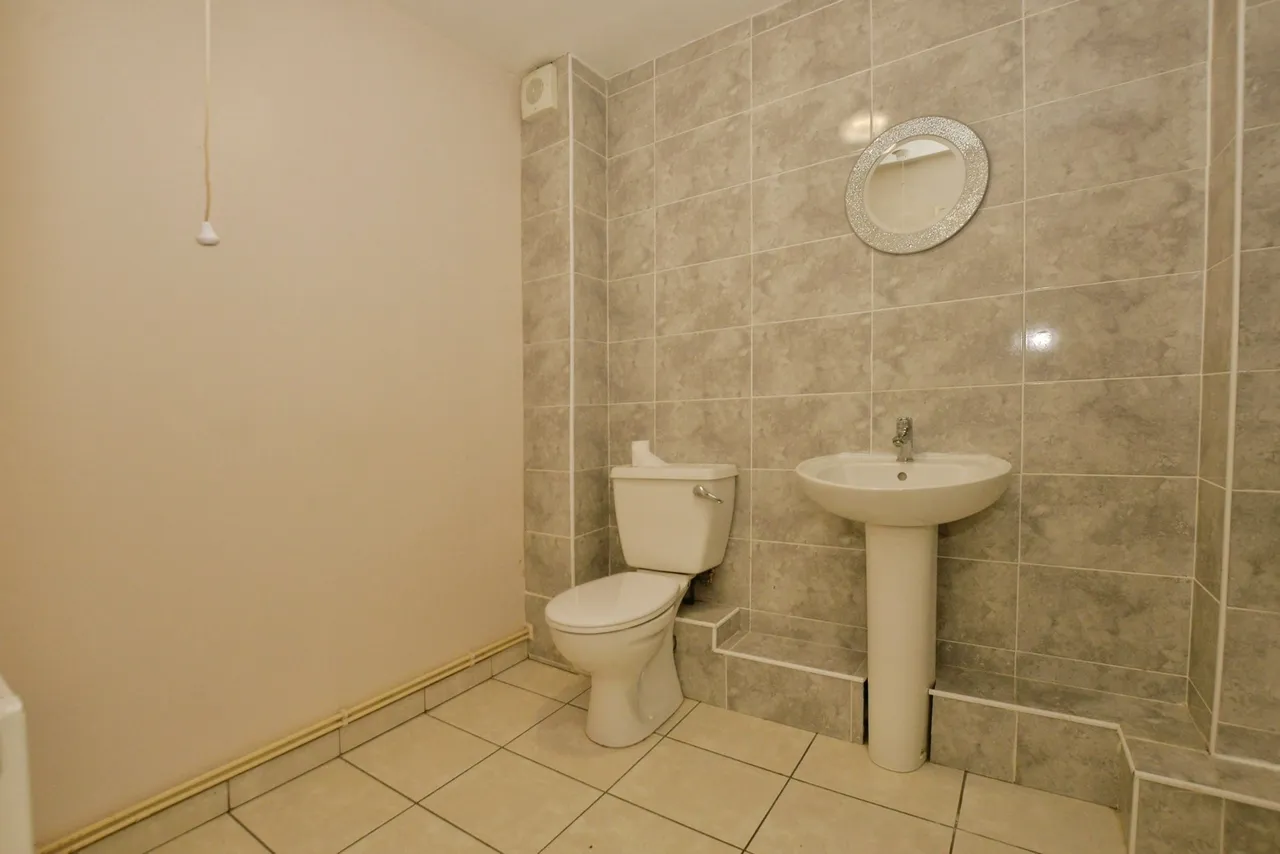 Essetford Road, Ashford, TN23, photo 3