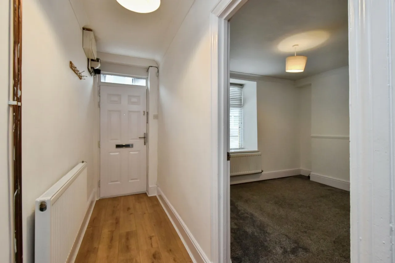 Ammanford Road, Llandybie, SA18, photo 7