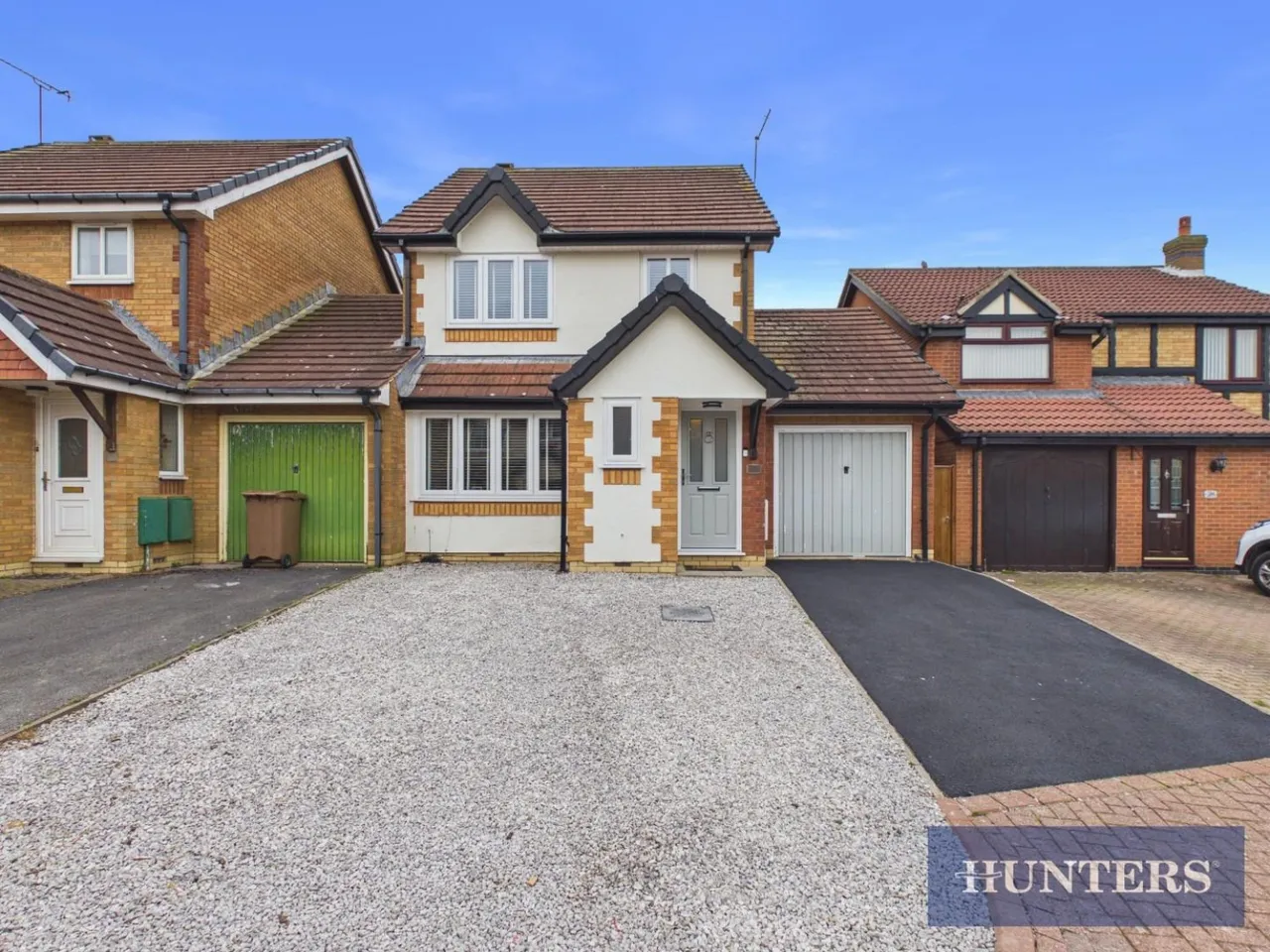 3 bed house for sale — Pinfold Grove, Bridlington