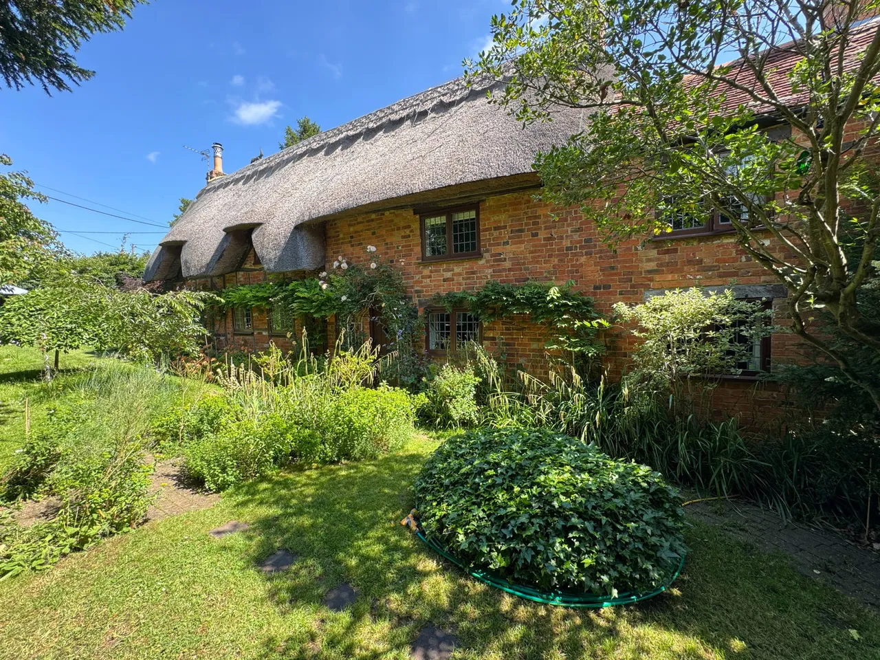 Scott's Lane, Adstock, photo 4