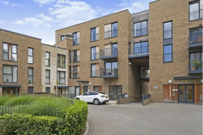Mary Rose Square, Marine Wharf, SE16, photo 18