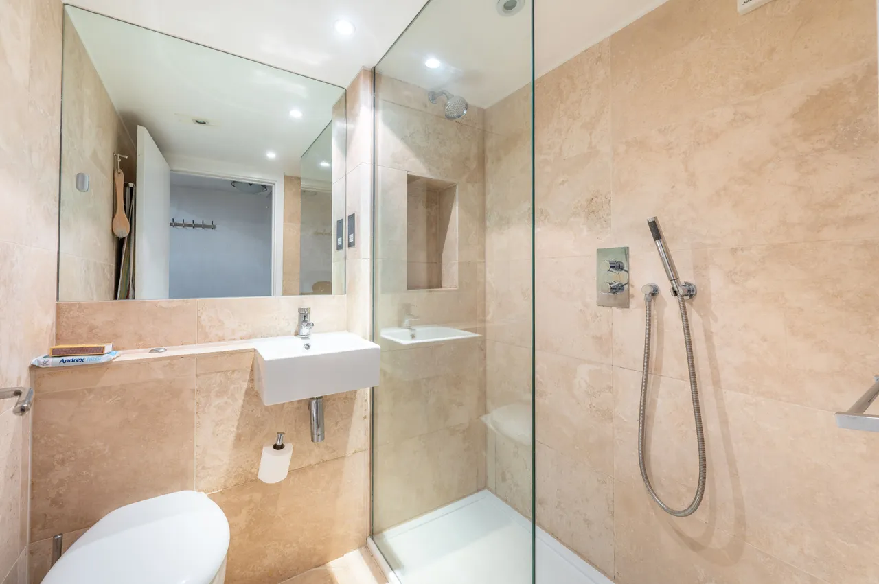 Flat 2, 12 Westbourne Terrace, London, photo 5