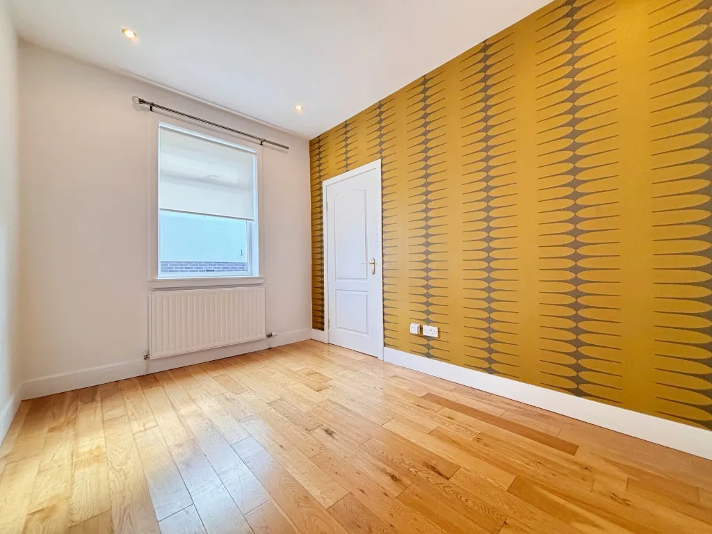 Dunlop Crescent, South Lanarkshire, Bothwell, G71 8SG, photo 7