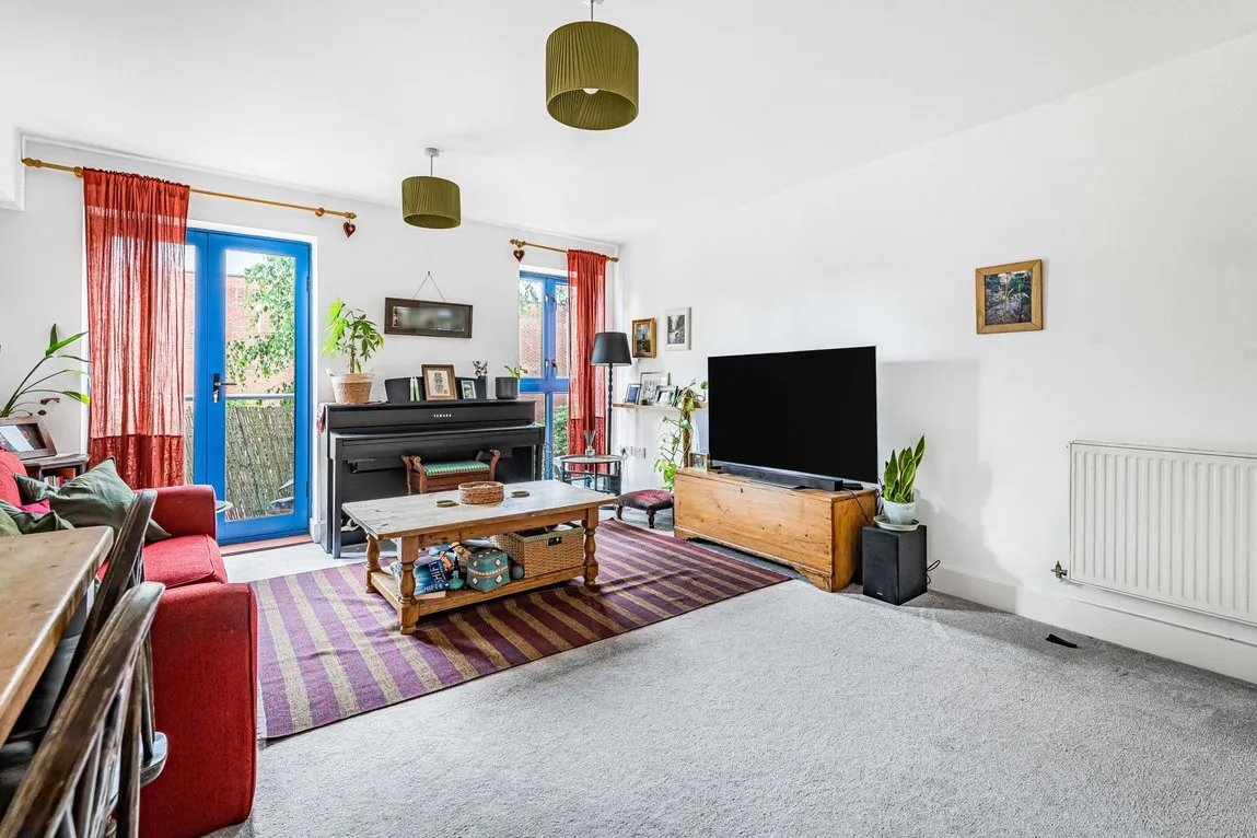 Dovecot Road, High Wycombe, HP13 5HR, photo 3